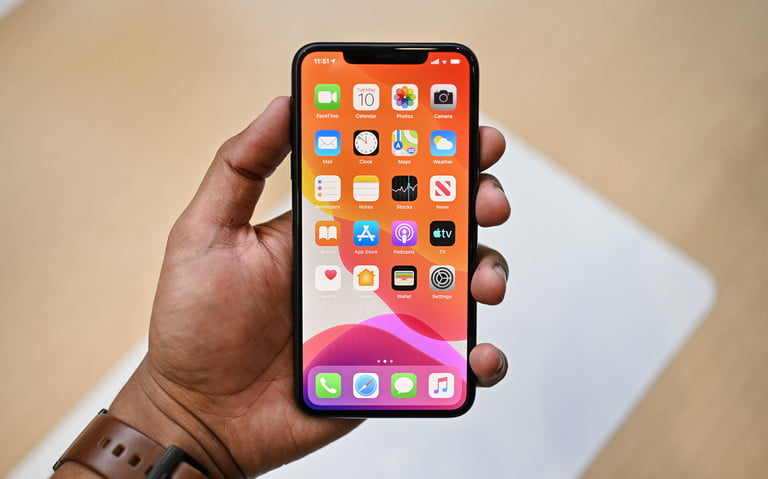 Apple iPhone 11