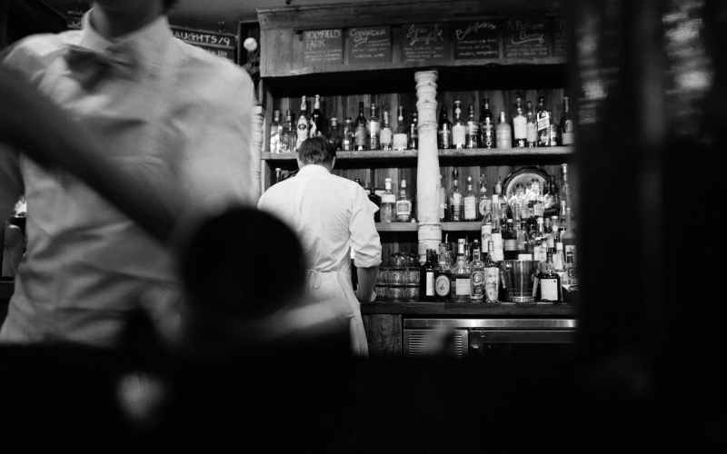 Bar - black and white